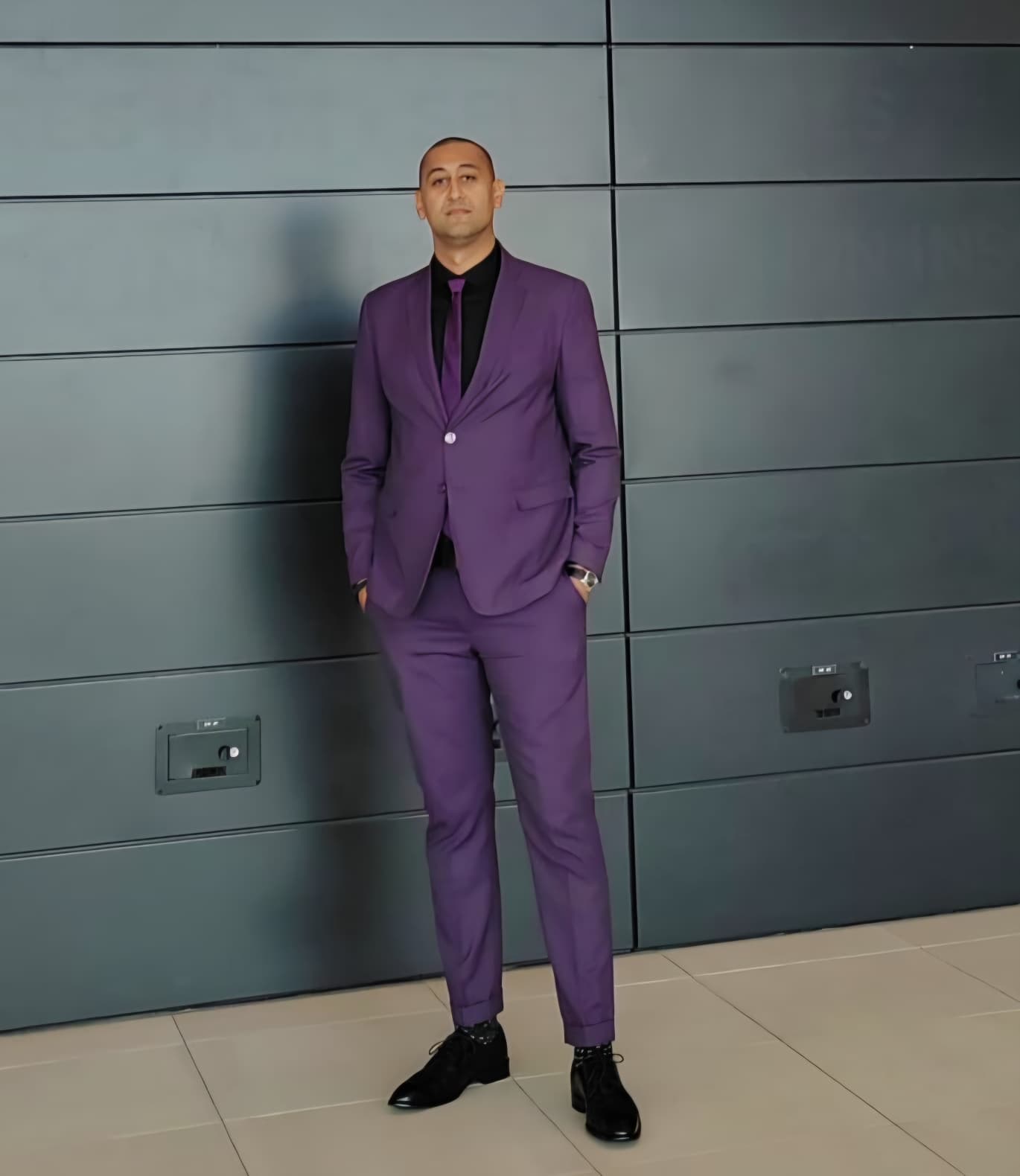 Ramon Addazi Gouveia - Purple Tuxedo